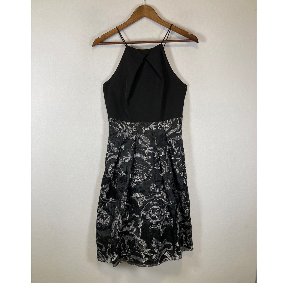 Elegant Aidan Mattox Women 8 Black Silver Floral Jacquard Halter Cocktail Dressβ